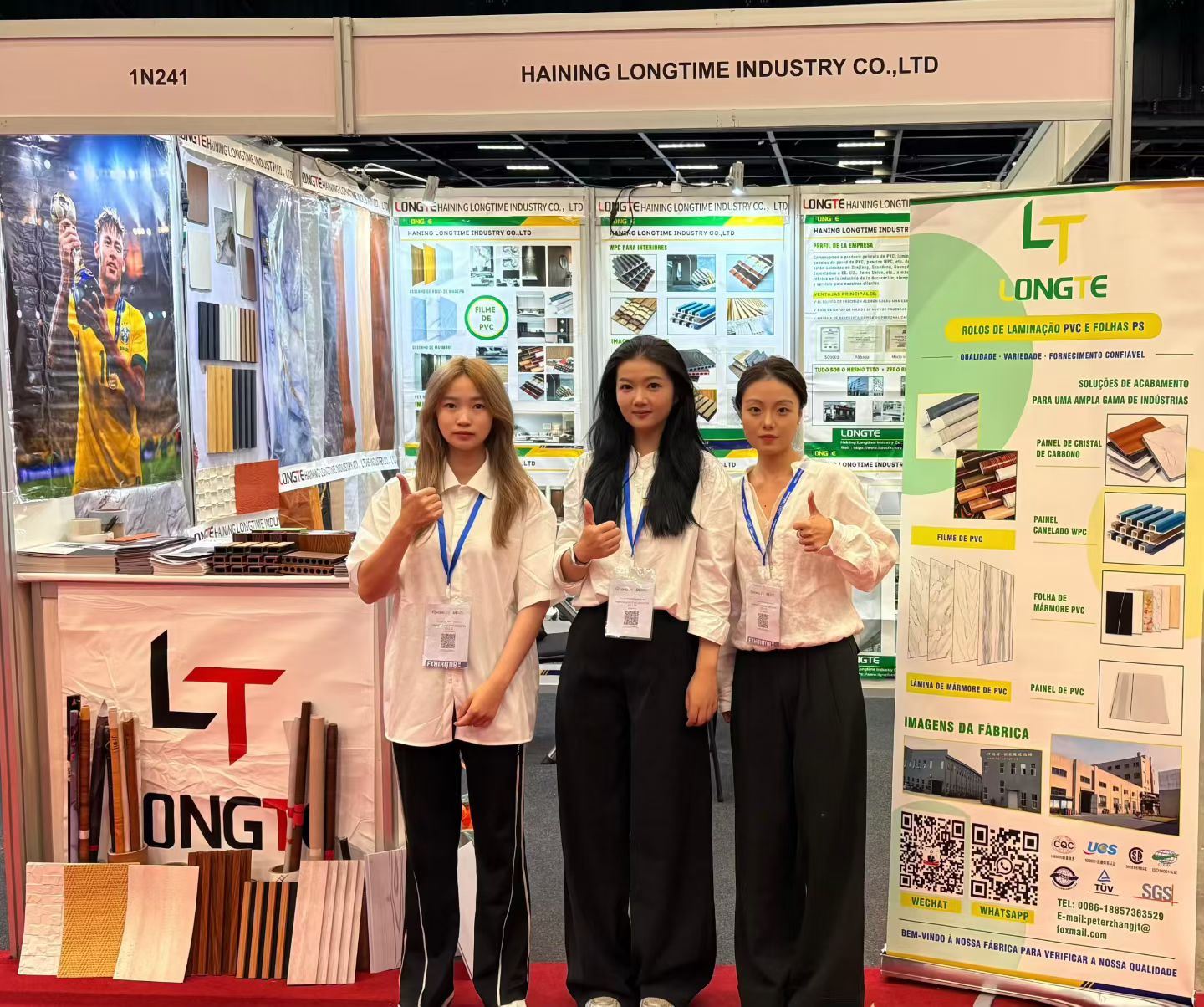 Longtime Industry Team at Exhibition